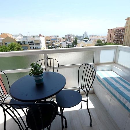 Iris Sea View Benalmadena Apartment Bagian luar foto