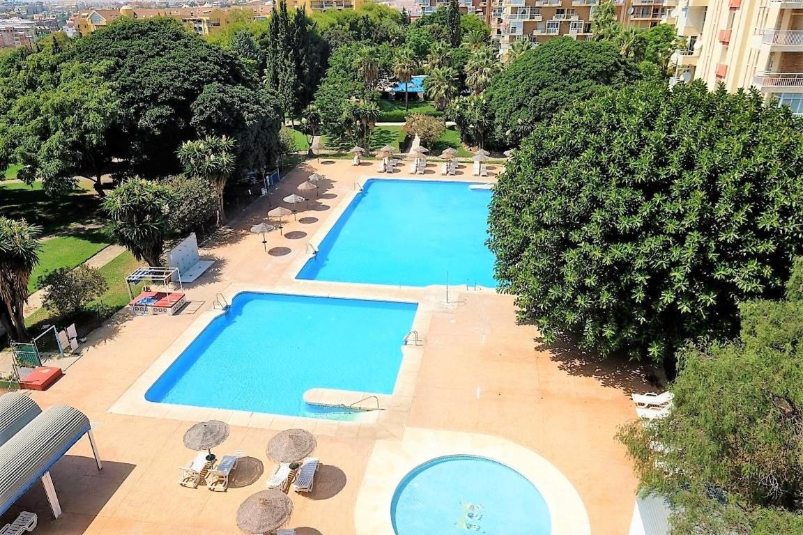 Iris Sea View Benalmadena Apartment Bagian luar foto