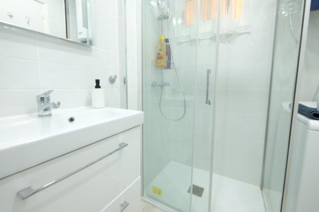 Iris Sea View Benalmadena Apartment Bagian luar foto
