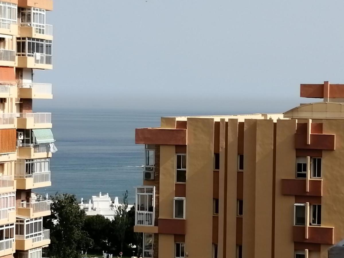Iris Sea View Benalmadena Apartment Bagian luar foto